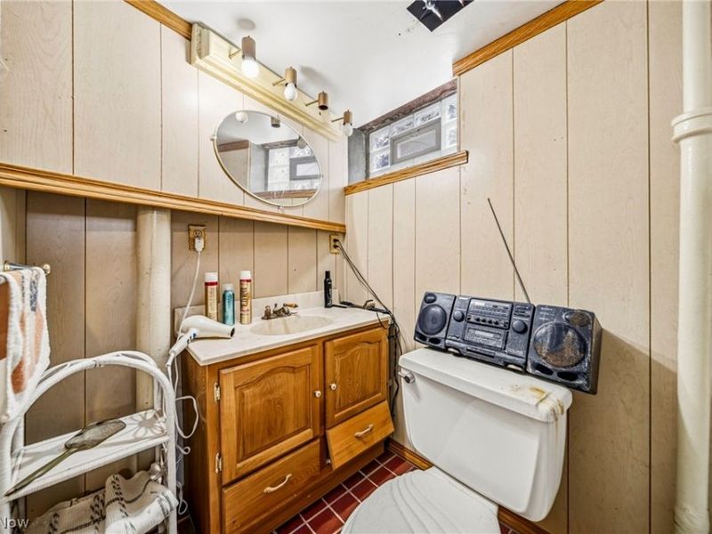 134 E 293rd Street, Willowick, OH 44095 Photo 22
