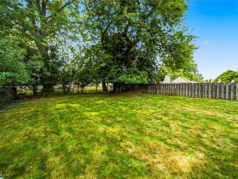 134 E 293rd Street, Willowick, OH 44095 Photo 32