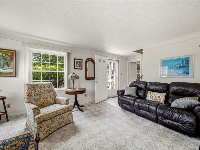 134 E 293rd Street, Willowick, OH 44095 Photo 7