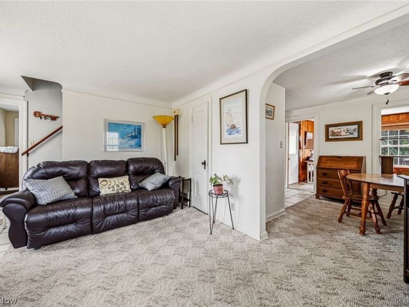 134 E 293rd Street, Willowick, OH 44095 Photo 8