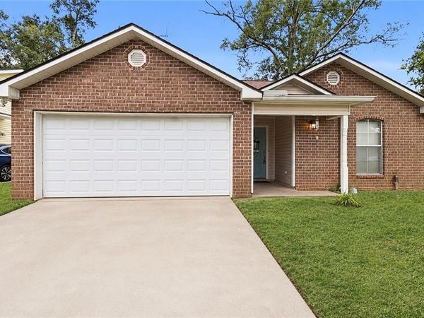 1004 VARNADO Street , Hammond, LA 70401