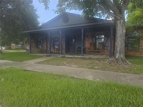 384 FAIRWAY Drive , LaPlace, LA 70068