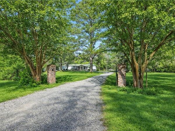 550 STONEHILL Road , Folsom, LA 70437