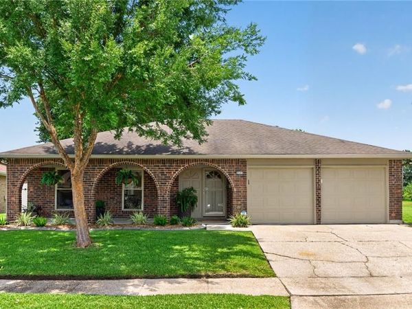 2177 S GLENCOVE Lane , Gretna, LA 70056