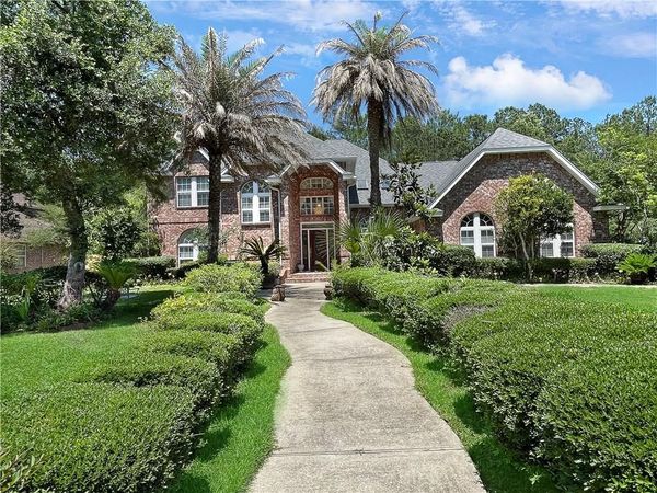 233 LEEDS Drive , Slidell, LA 70461