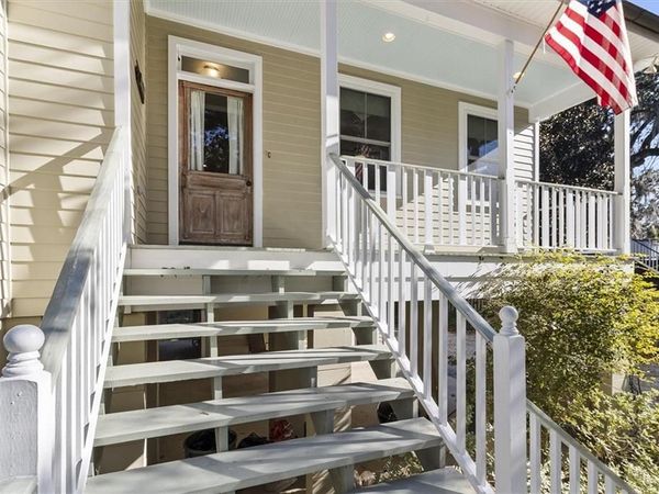 325 COFFEE Street , Mandeville, LA 70448