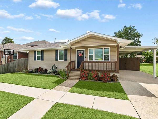 3501 PARK Boulevard , Chalmette, LA 70043