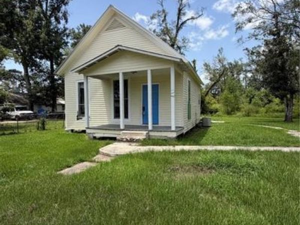 601 E CHURCH Street , Hammond, LA 70401