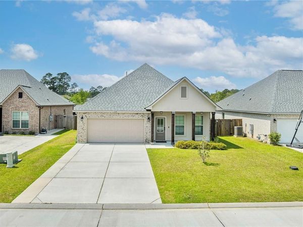 629 CLAIBORNE TRAILS Drive , Slidell, LA 70458