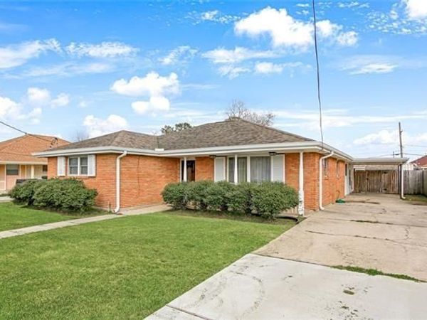 4767 MARQUE Drive , New Orleans, LA 70127