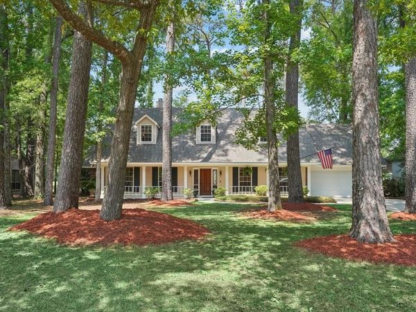 208 EVANGELINE Drive, Mandeville, LA 70471