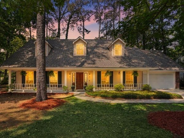 208 EVANGELINE Drive , Mandeville, LA 70471