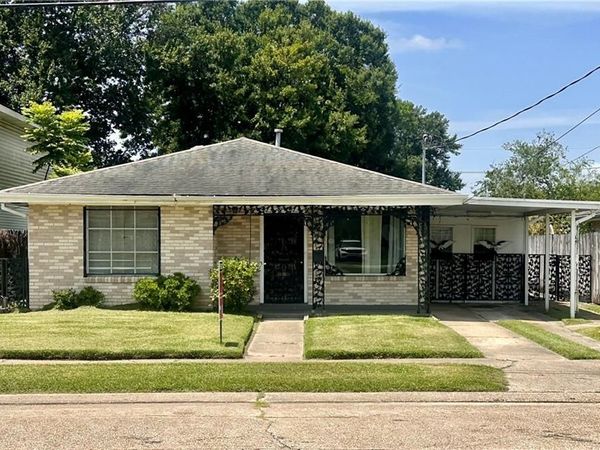 720 KENT Avenue , Metairie, LA 70001