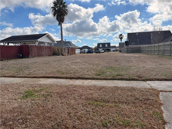 3405 BRADBURY Street , Meraux, LA 70075
