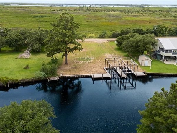 26415 MILDRED Drive , Lacombe, LA 70445