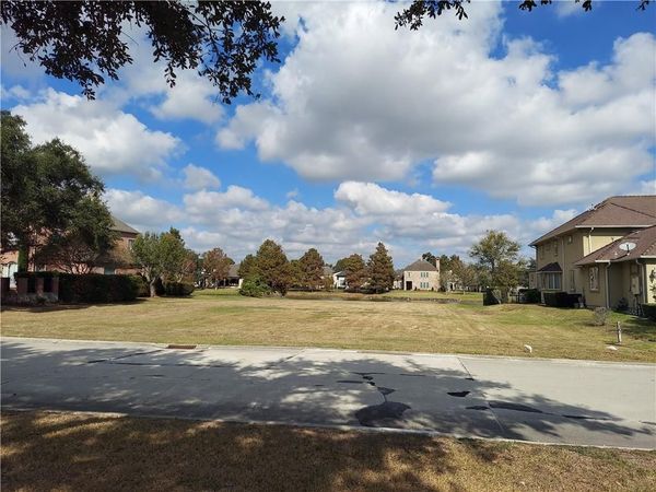 255 ENGLISH TURN Drive , New Orleans, LA 70131