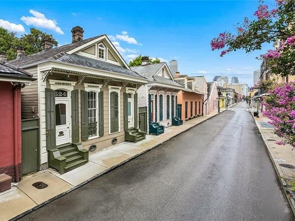 622- 24 BURGUNDY Street, New Orleans, LA 70112