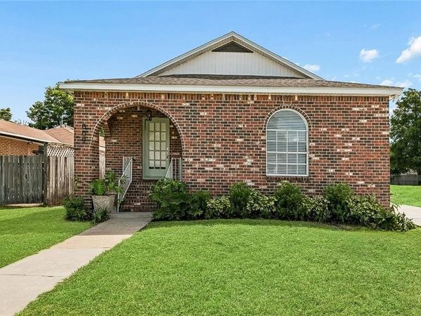 809 ORIOLE Street, Metairie, LA 70003