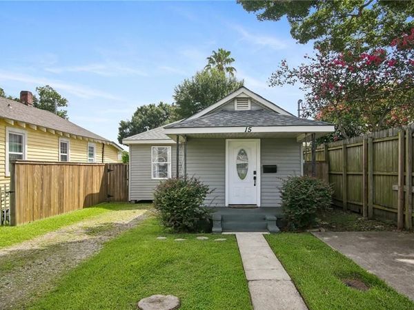 15 CRISLAUR Avenue , Harahan, LA 70123
