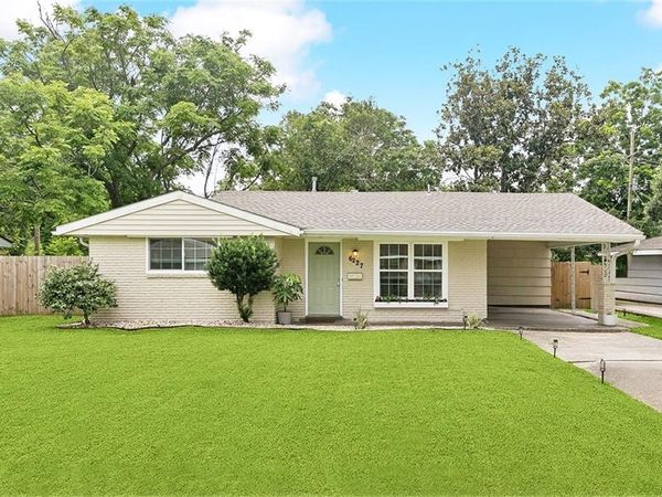 6227 BRUNSWICK Court , New Orleans, LA 70131