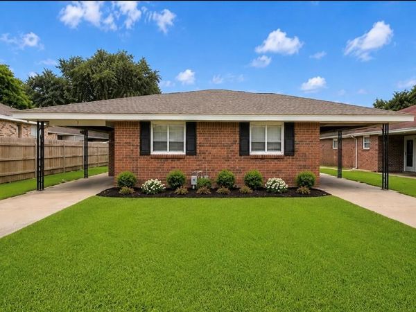 110 TAU Street , Unit B, Belle Chasse, LA 70037