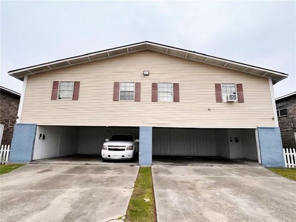 917 W MONTEREY Court , Unit A, Terrytown, LA 70056