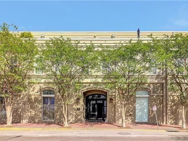 840 TCHOUPITOULAS Street , Unit 201, New Orleans, LA 70130