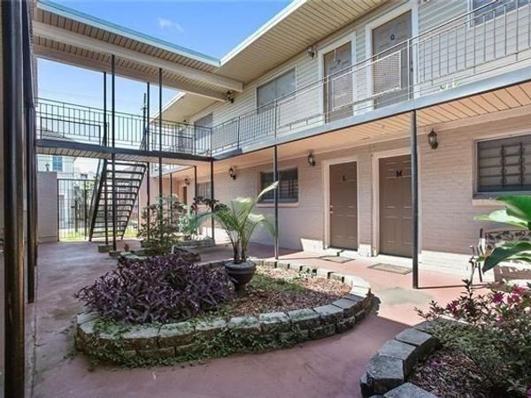 2601 CARONDELET Street , Unit D, New Orleans, LA 70130