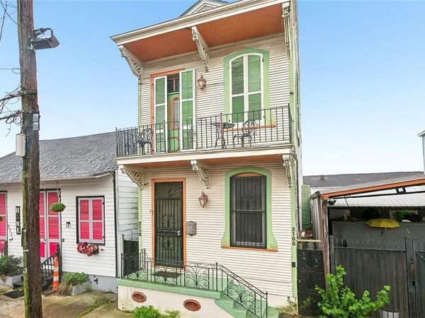 2108 URQUHART Street , Unit upper, New Orleans, LA 70116