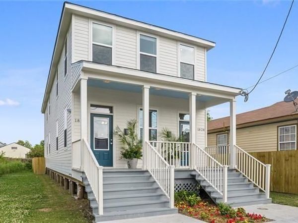 1826 EAGLE Street , New Orleans, LA 70118
