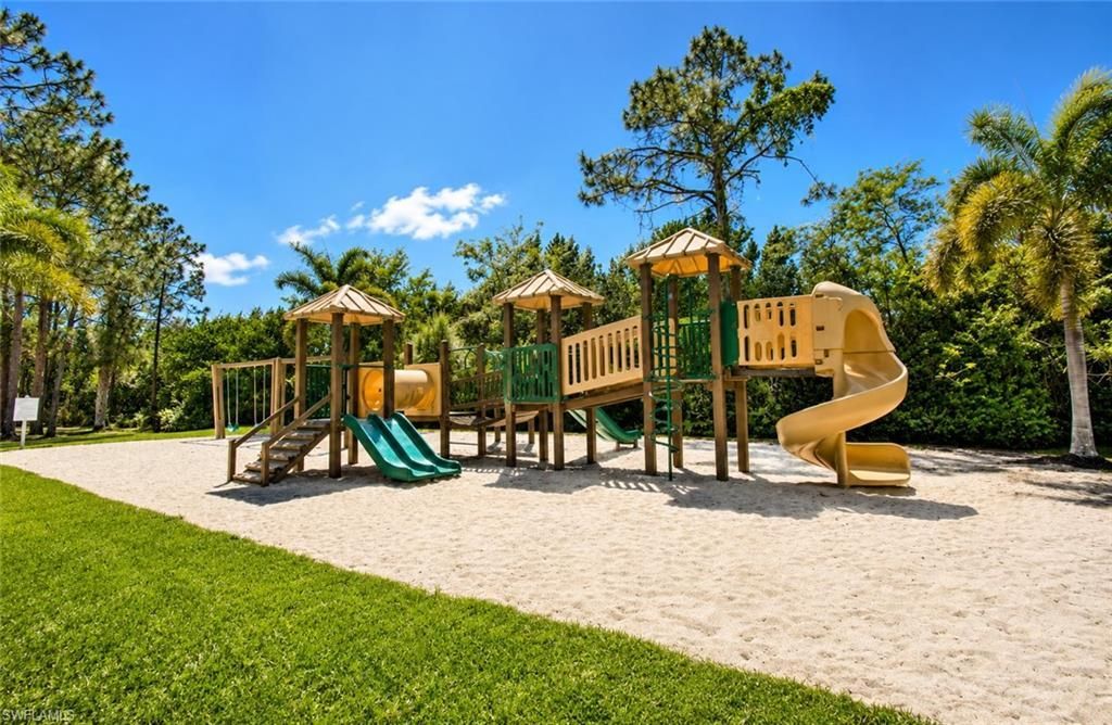 8265 Ibis Club Dr , Unit 602, Naples, FL 34104 Photo