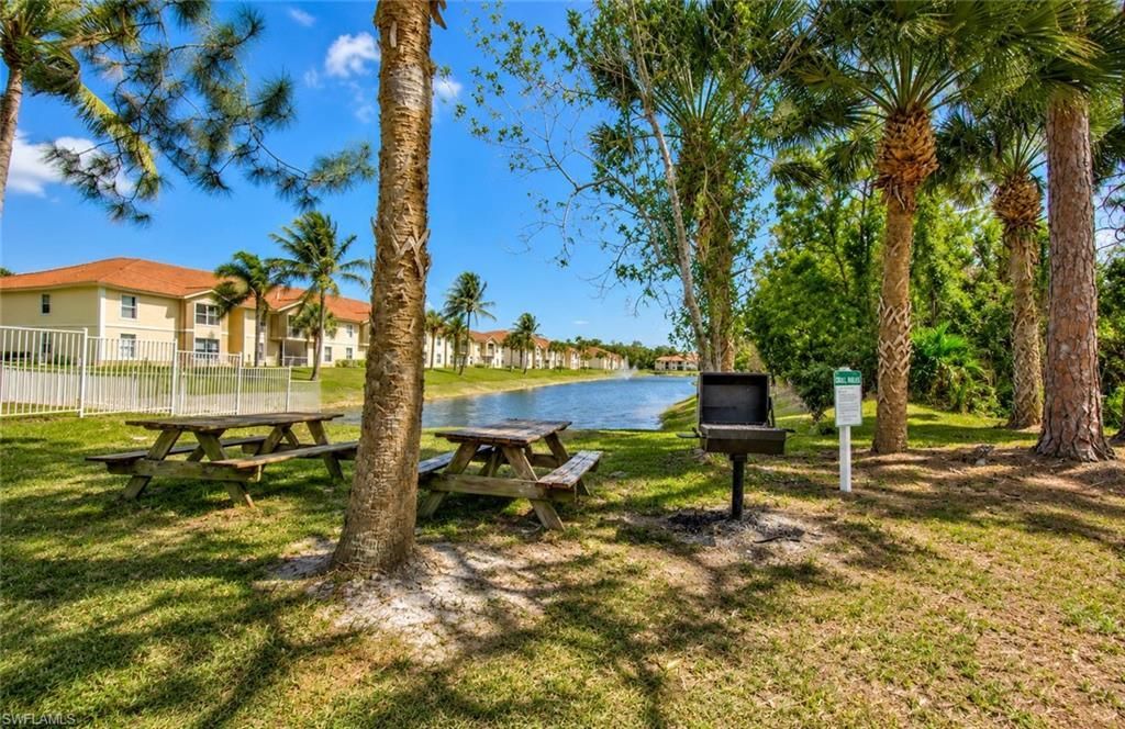 8265 Ibis Club Dr , Unit 602, Naples, FL 34104 Photo