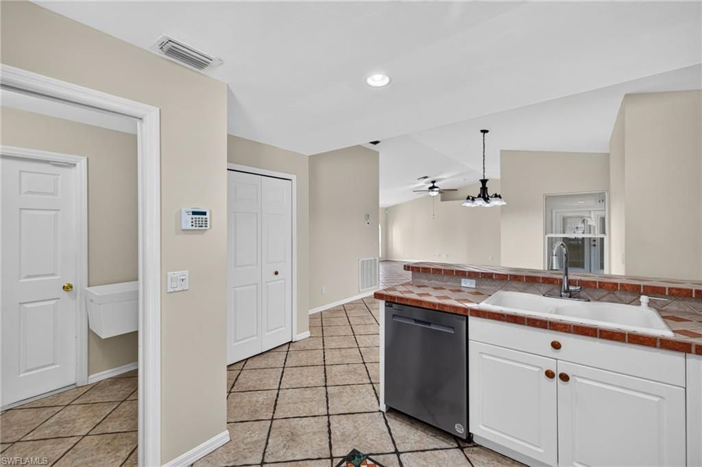 1632 SW 43rd Ter , Cape Coral, FL 33914 Photo