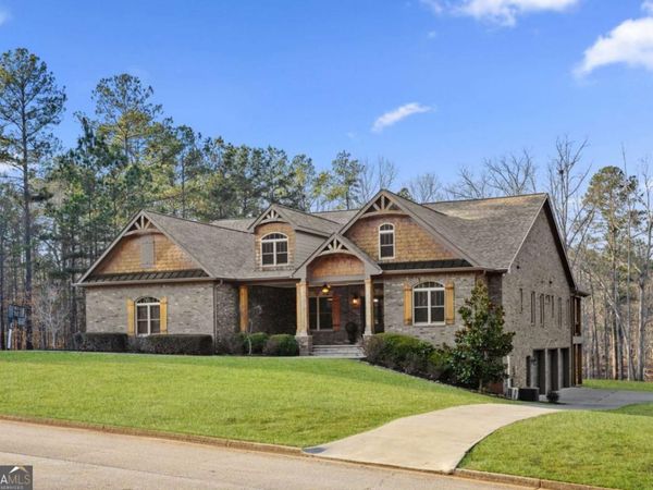 407 Saint Regis Drive, Oxford, GA 30054