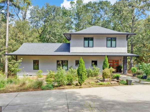 675 Freedom Heights, Hartwell, GA 30643