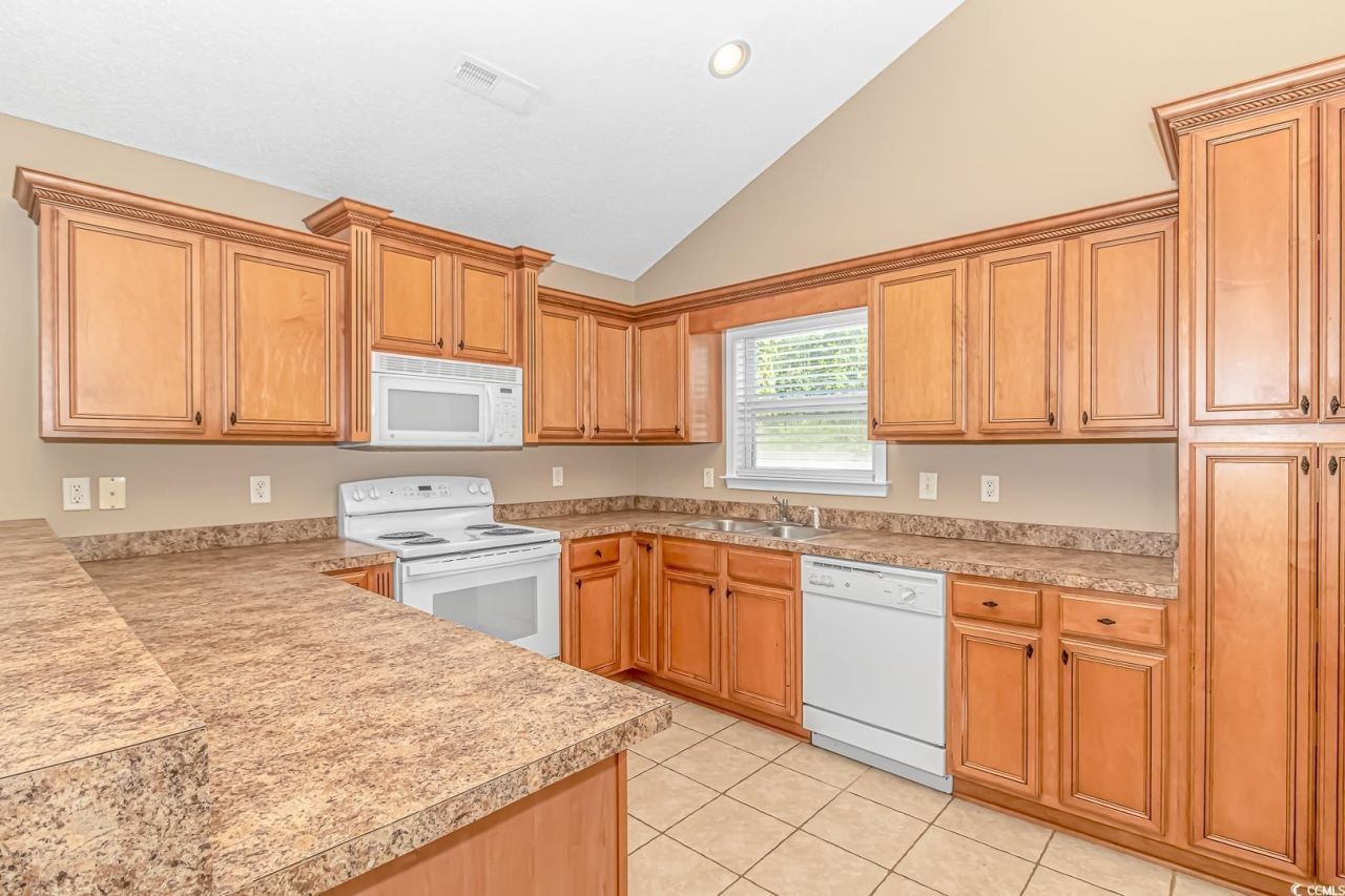 204 Atoll Dr. Photo 6