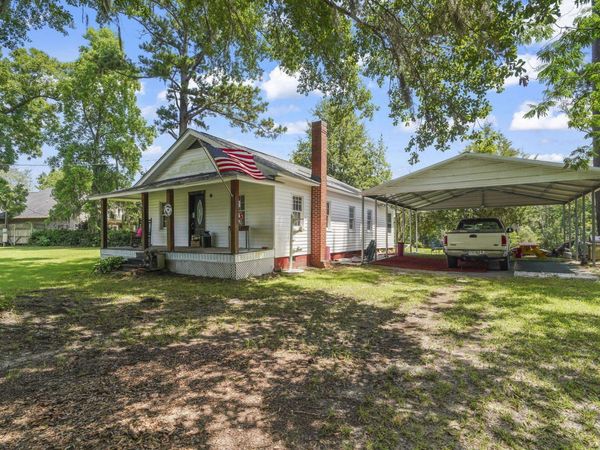 150 Waccamaw Bend Rd., Conway, SC 29527