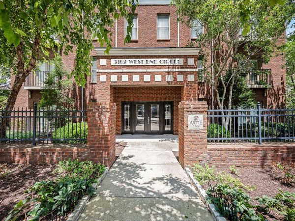 3102 West End Circle, Unit 401, Nashville, TN 37203