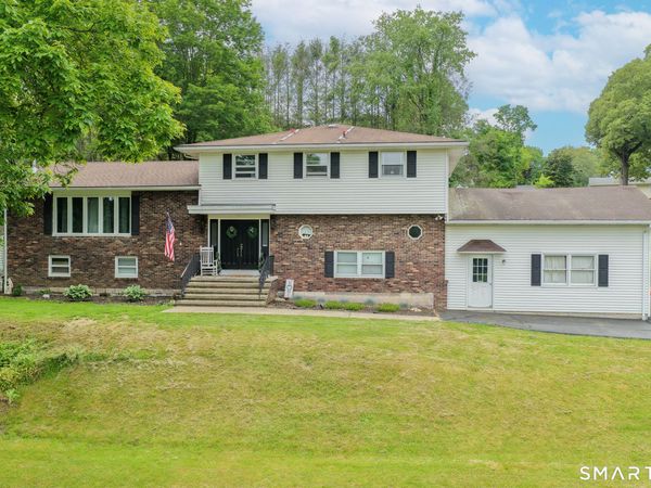 16 Indian Hill, North Branford, CT 06472