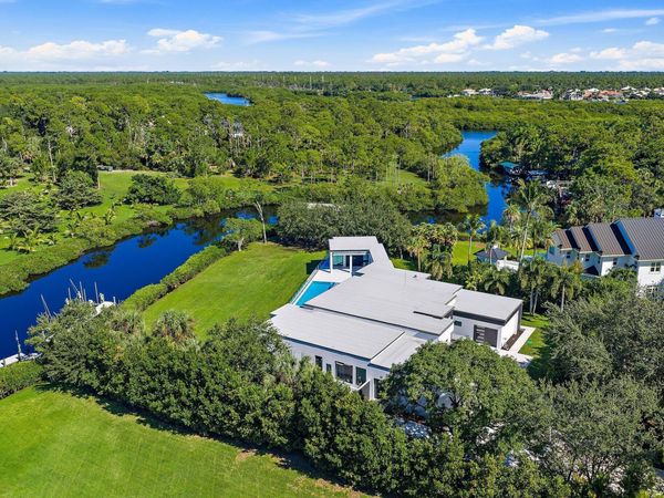 8309 SE RIVERS EDGE Street, Jupiter, FL 33458