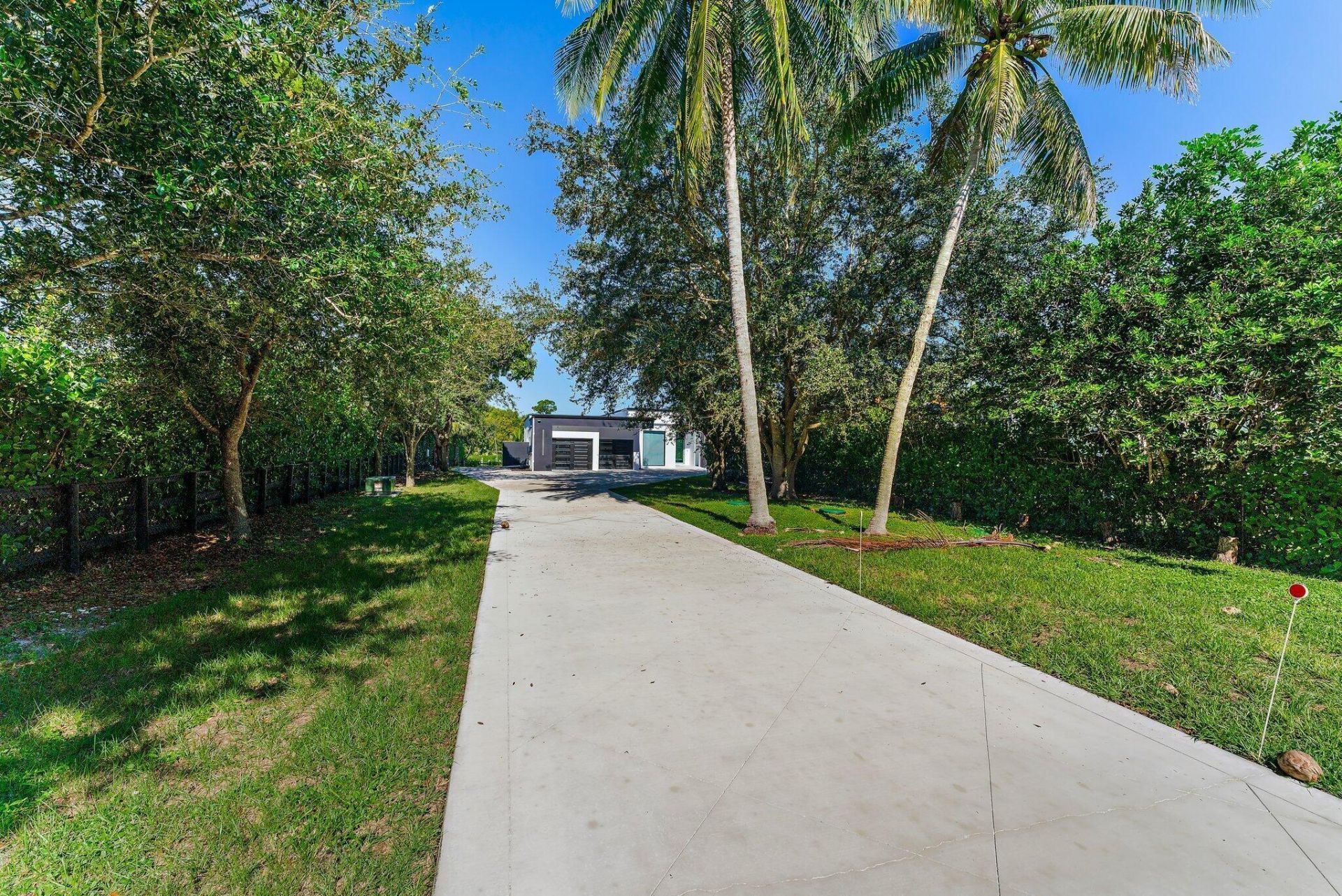 8309 SE Rivers Edge Street, Jupiter, FL 33458 Photo
