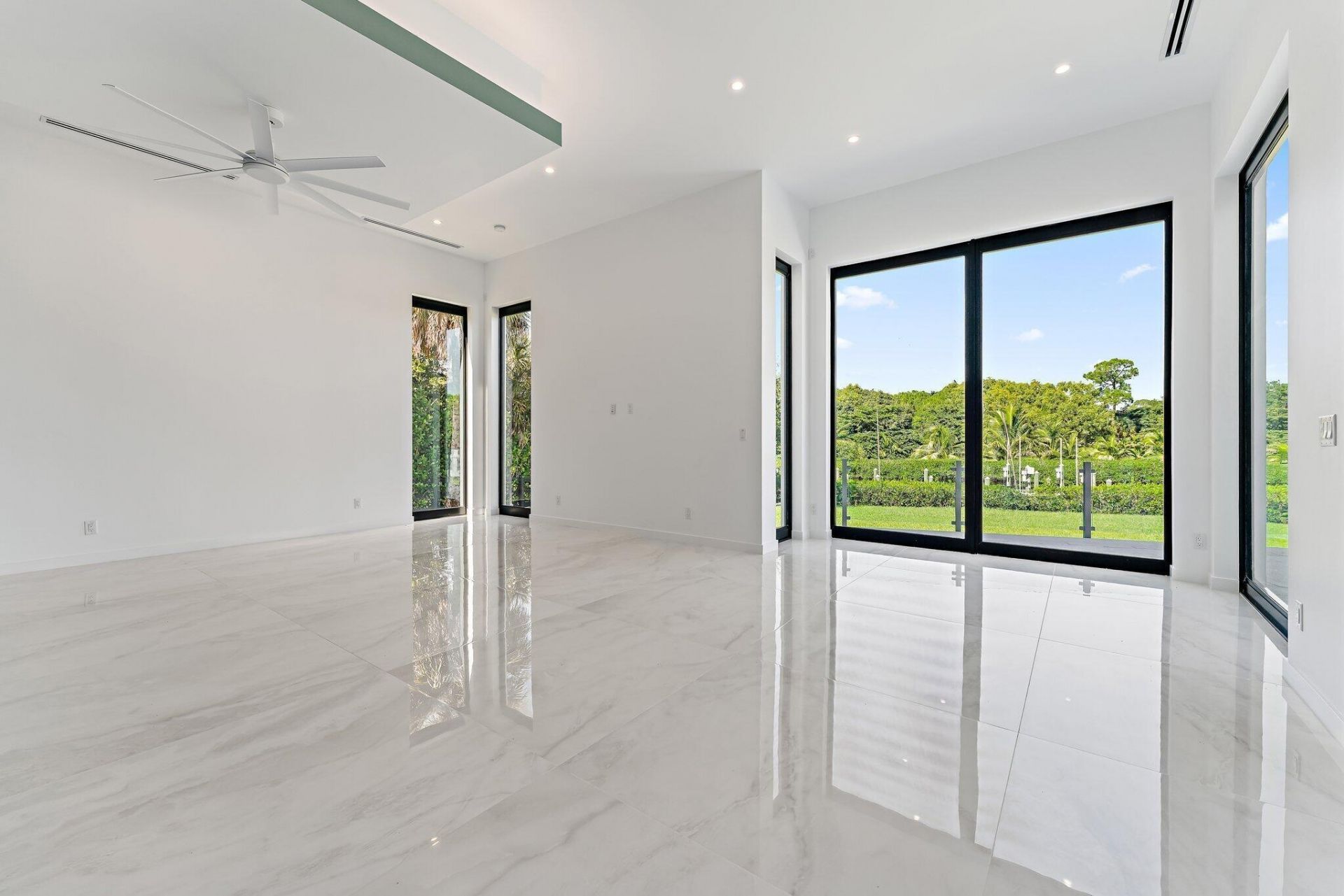 8309 SE Rivers Edge Street, Jupiter, FL 33458 Photo