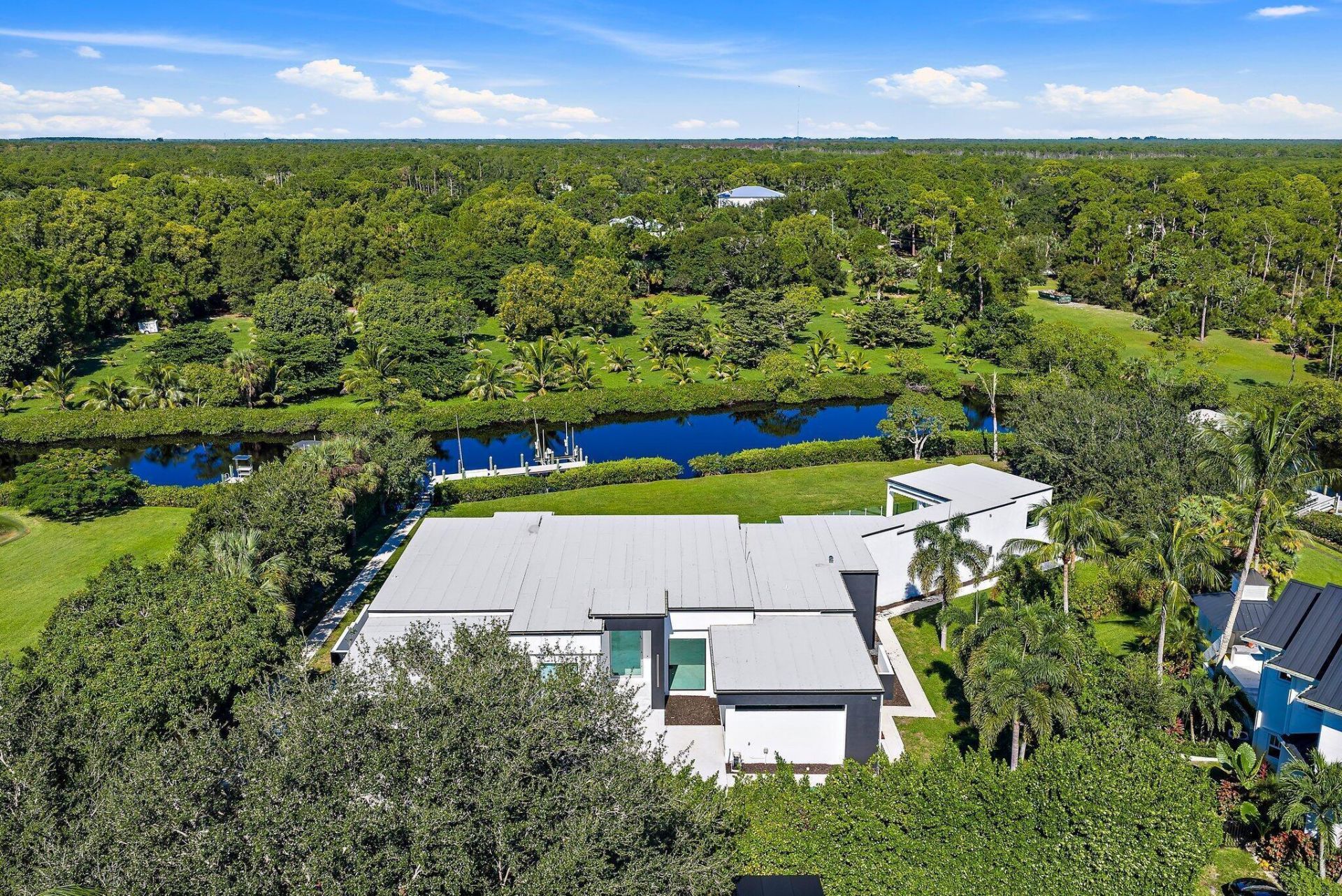 8309 SE Rivers Edge Street, Jupiter, FL 33458 Photo