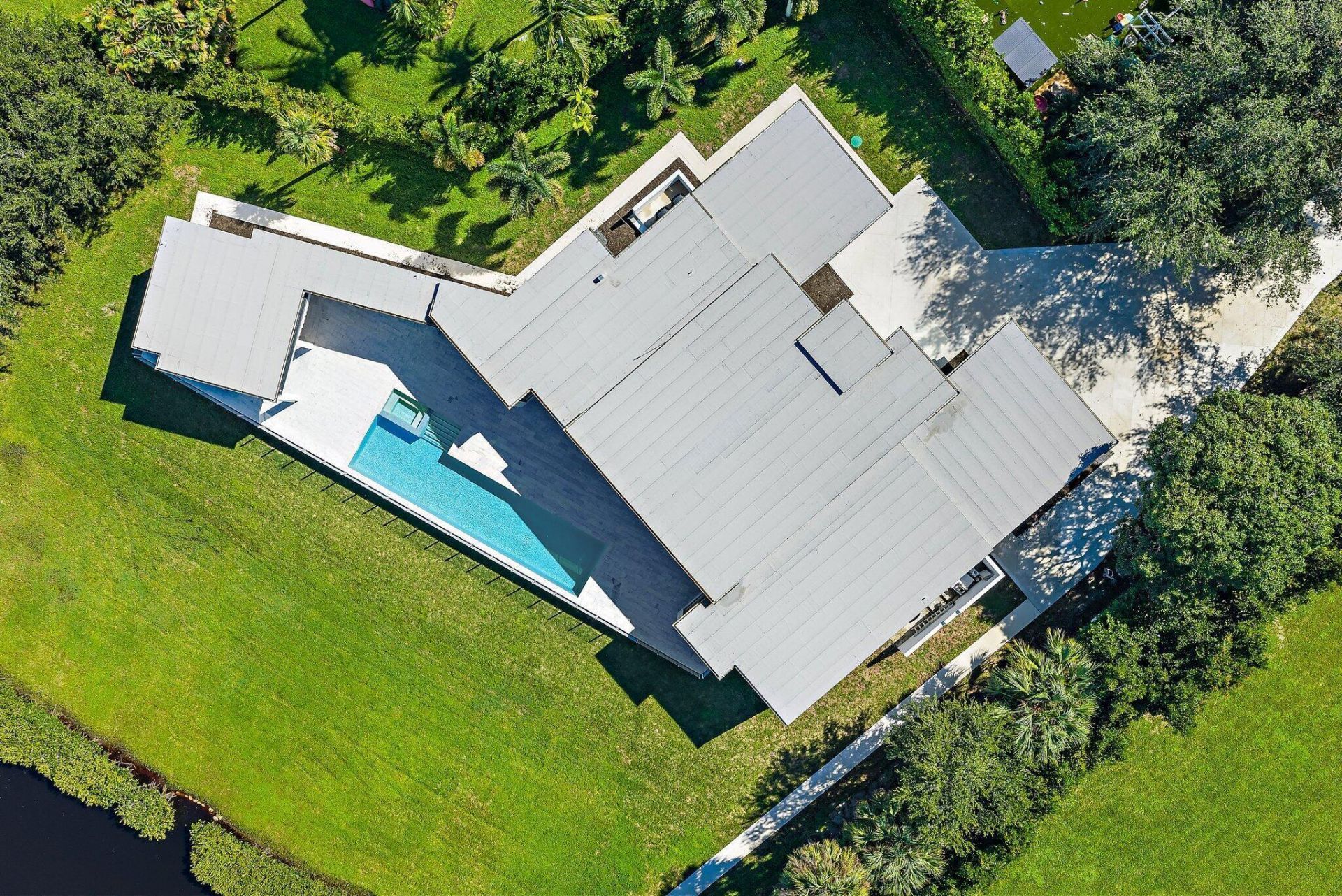 8309 SE Rivers Edge Street, Jupiter, FL 33458 Photo