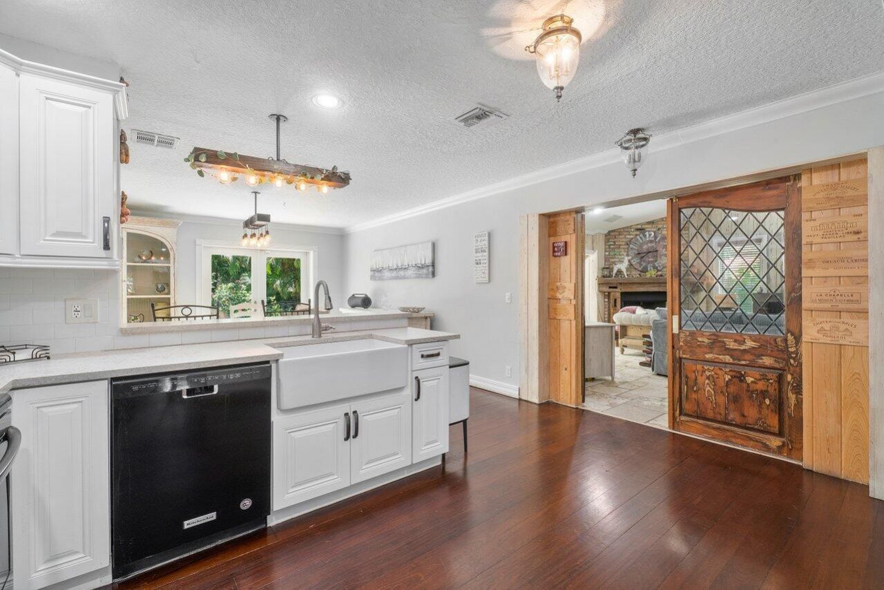 14324 Paddock Drive, Wellington, FL 33414 Photo