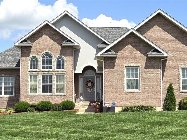 13300 Sterling Hills Drive, Rolla, MO 65401