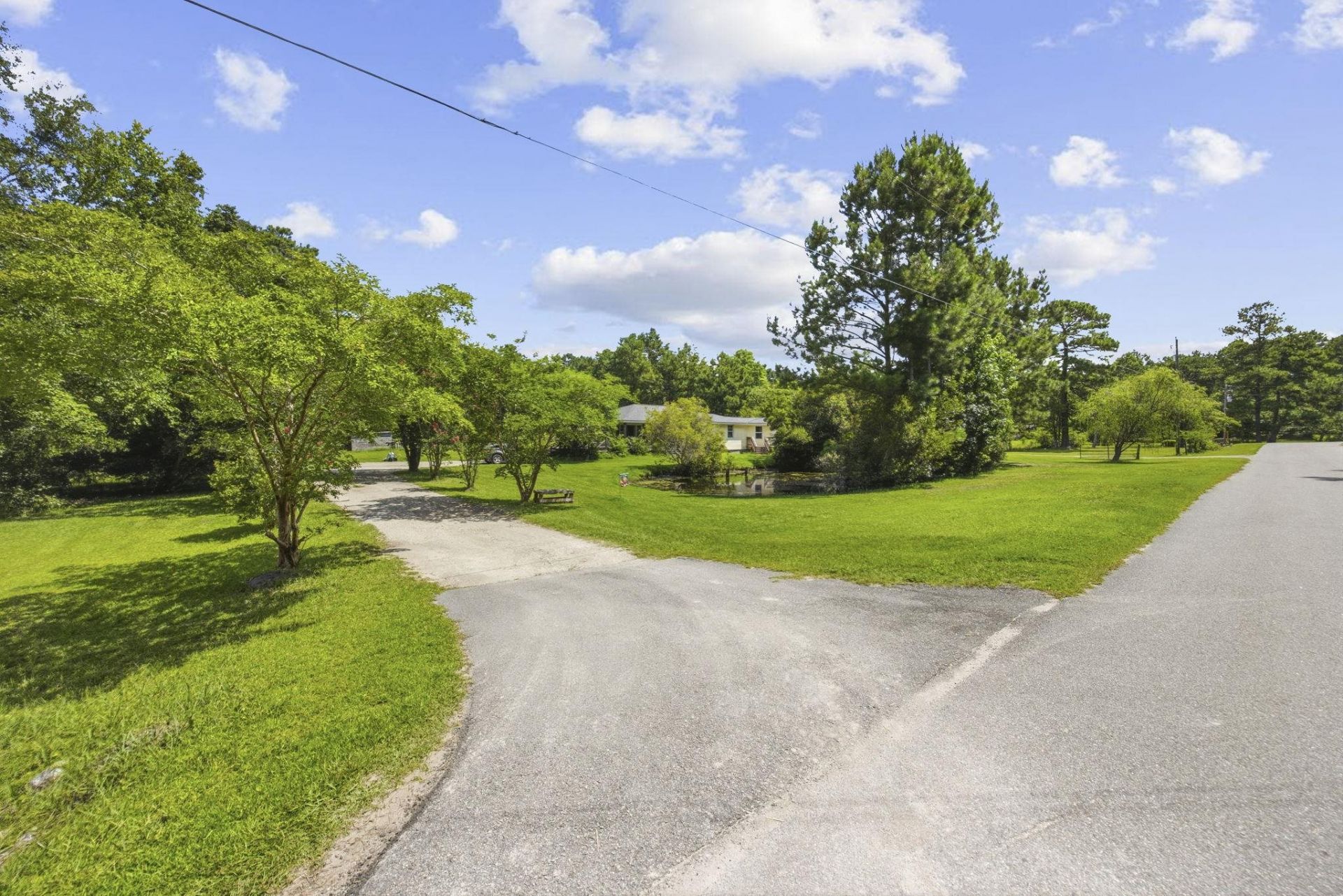 4792 Quiet Ave. Photo 4