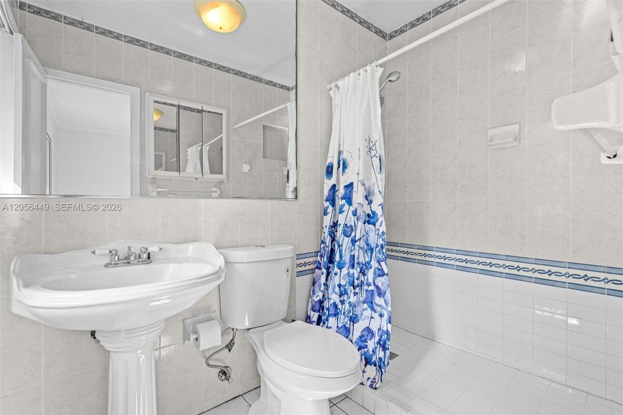 1540 Dorado Ave, Coral Gables, FL 33146 Photo