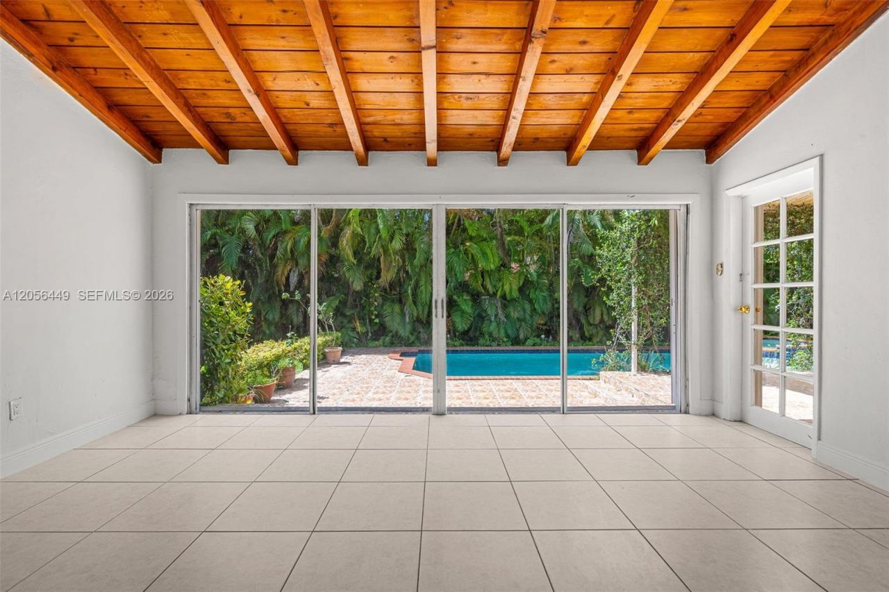 1540 Dorado Ave, Coral Gables, FL 33146 Photo