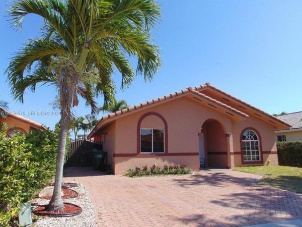 13817 SW 154th St , Miami, FL 33177